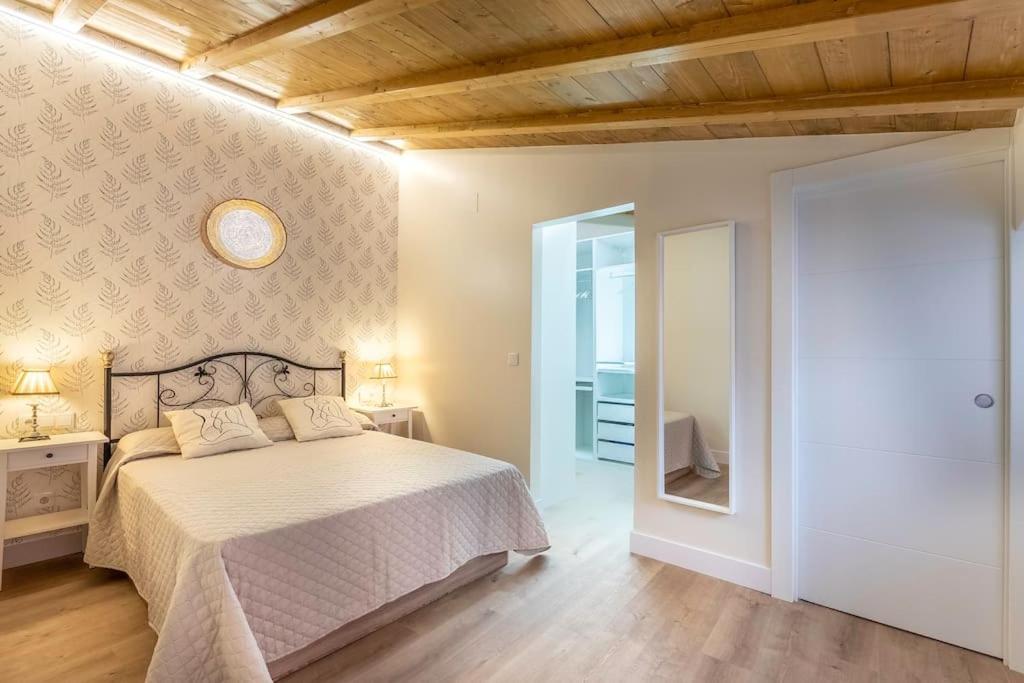 Playa Arrigunaga Getxo Con Parking Екстериор снимка